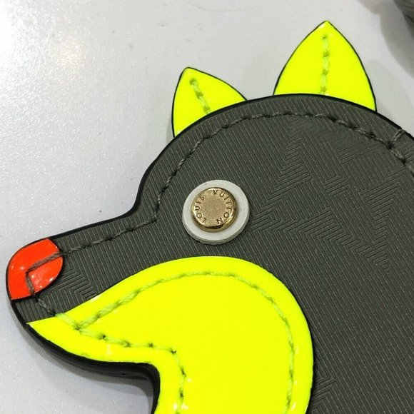 AUTHENTIC LOUIS VUITTON M63280 Monogram Titanium Porte address dog - Picture 4 of 8